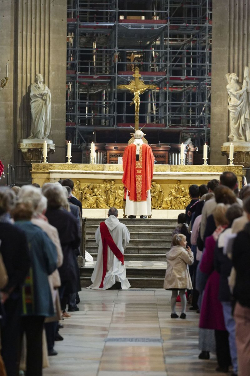 Ordinations des diacres permanents 2022. © Yannick Boschat / Diocèse de Paris.