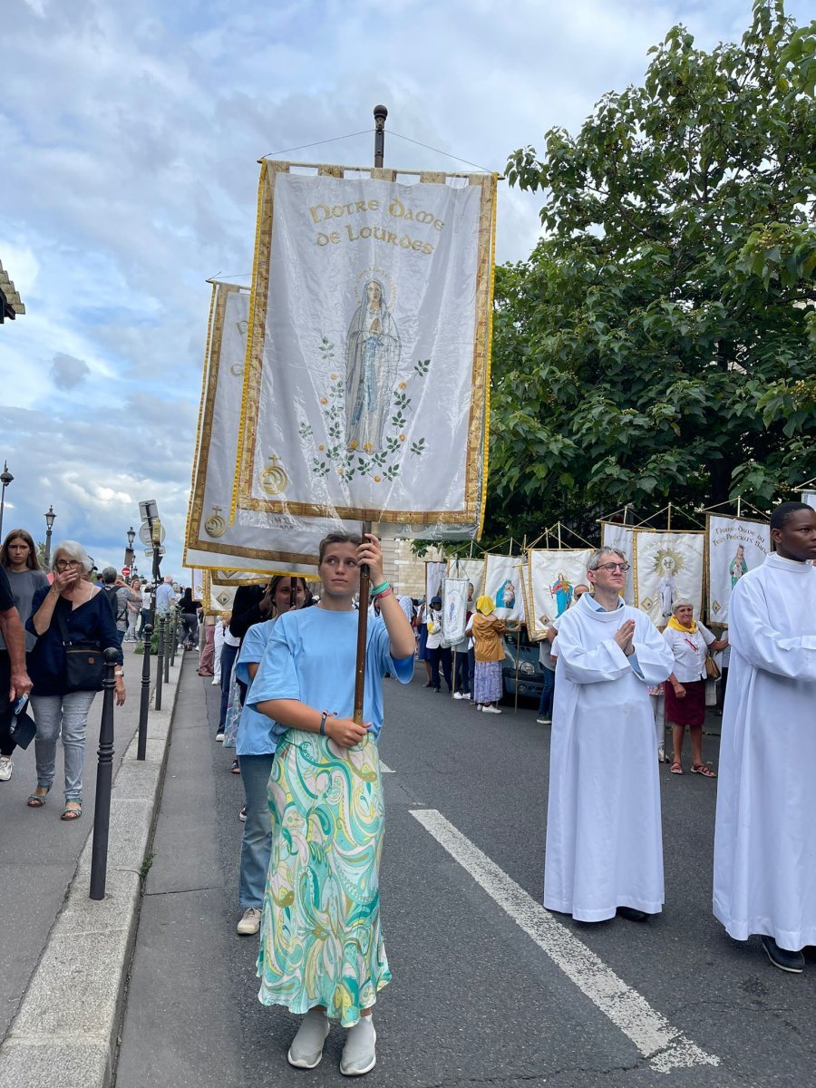 Procession de la Fête de l'Assomption 2023. © Aurélien Pasquet / Cathédrale Notre-Dame de Paris.
