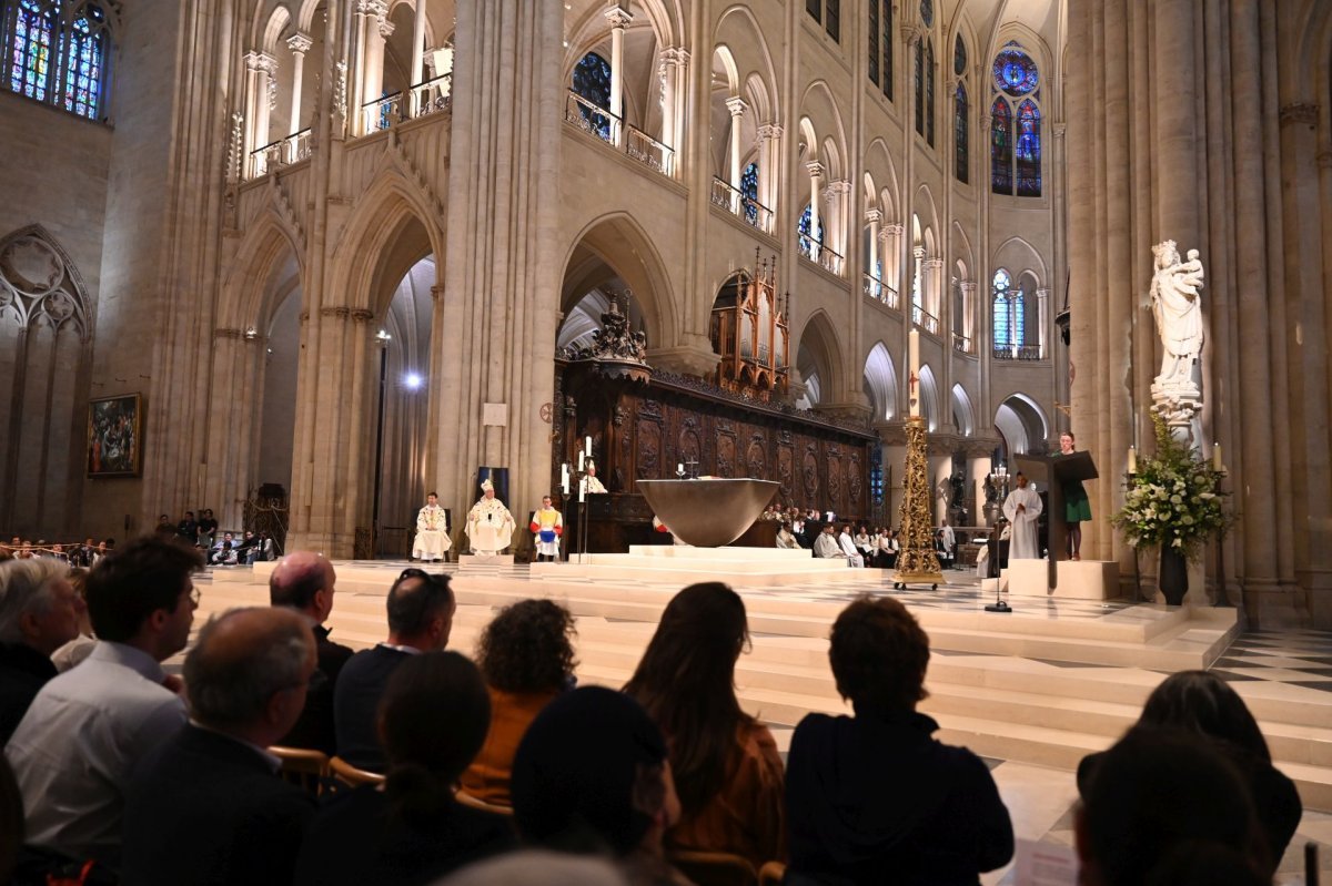 Messe des Jeunes à Notre-Dame de Paris. © Marie-Christine Bertin / Diocèse de Paris.