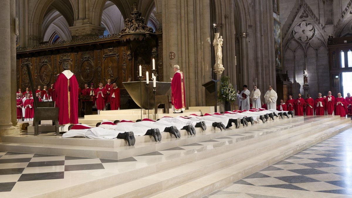 Ordinations sacerdotales 2025. © Yannick Boschat / Diocèse de Paris.