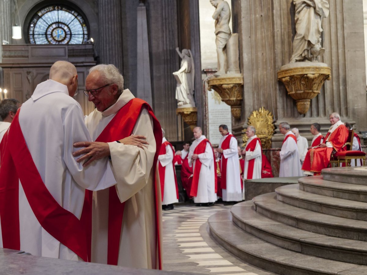 Ordinations des diacres permanents 2022. © Yannick Boschat / Diocèse de Paris.