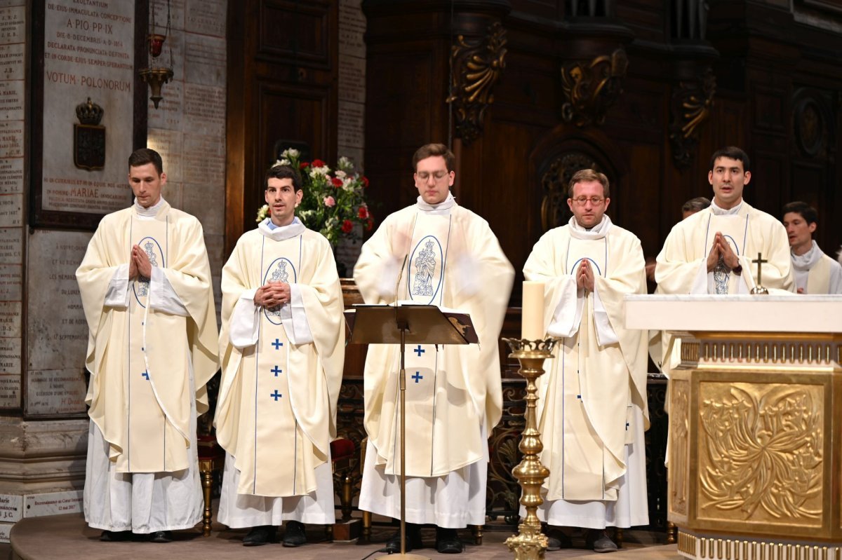 Messe des nouveaux prêtres à Notre-Dame des Victoires. © Marie-Christine Bertin / Diocèse de Paris.