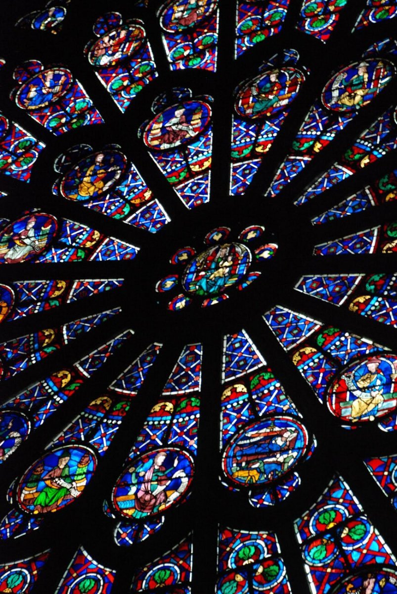 Rosace nord de Notre-Dame de Paris. © Nadège Borowski.