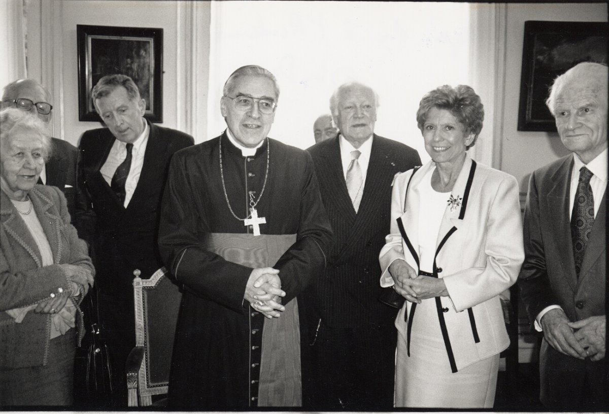Élu à l'Académie française. En juin 1995. © D. R..
