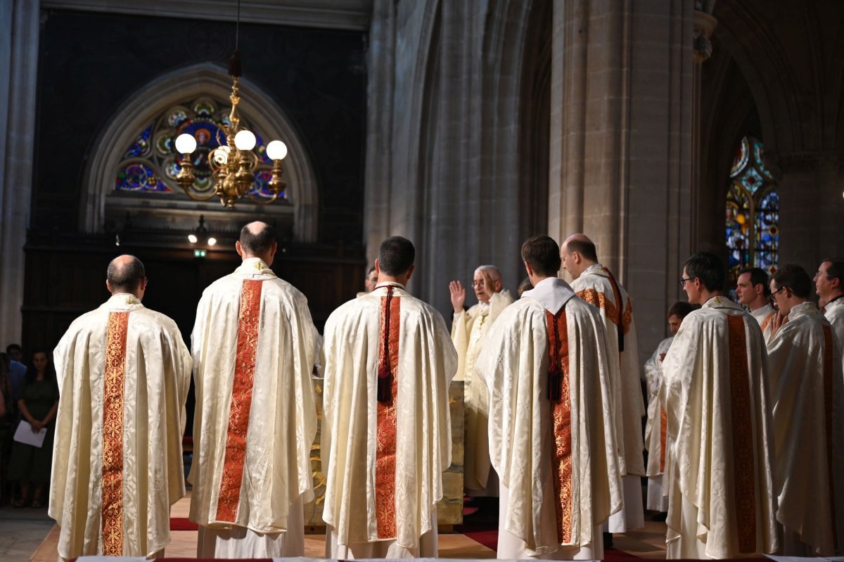 Messe et veillée de prière pour les vocations 2025. © Marie-Christine Bertin / Diocèse de Paris.