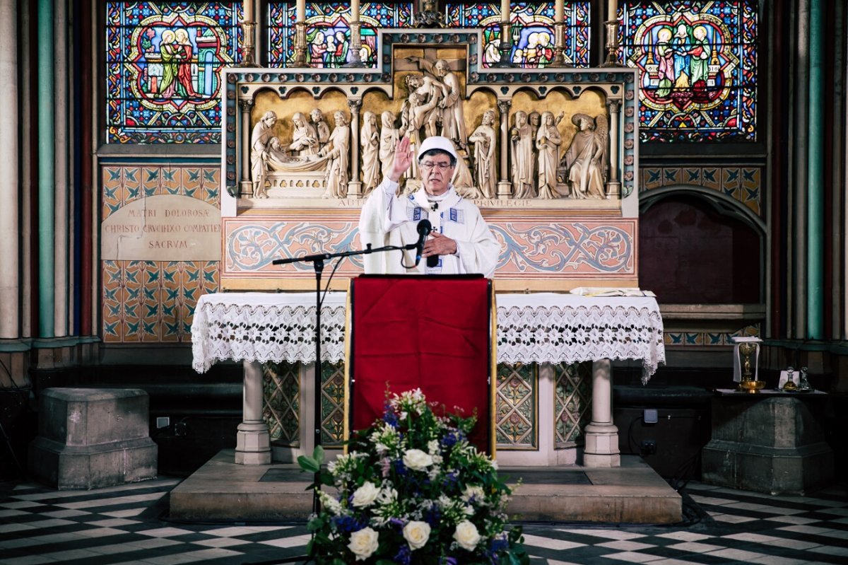Messe de la Dédicace de la cathédrale Notre-Dame de Paris. © Guillaume Poli / CIRIC.