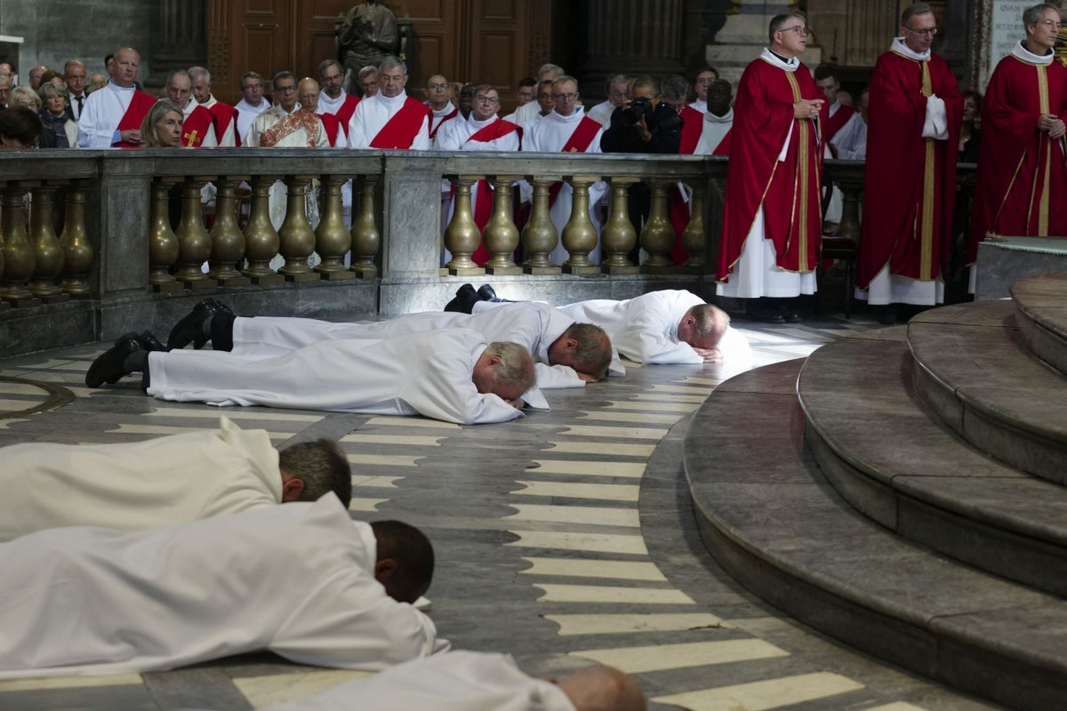 Ordinations des diacres permanents 2022. © Yannick Boschat / Diocèse de Paris.
