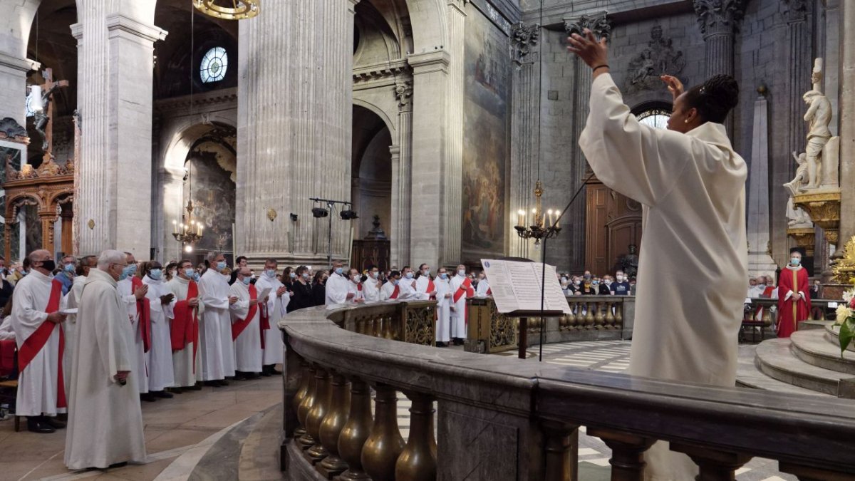 Ordinations des diacres permanents 2021. © Yannick Boschat / Diocèse de Paris.