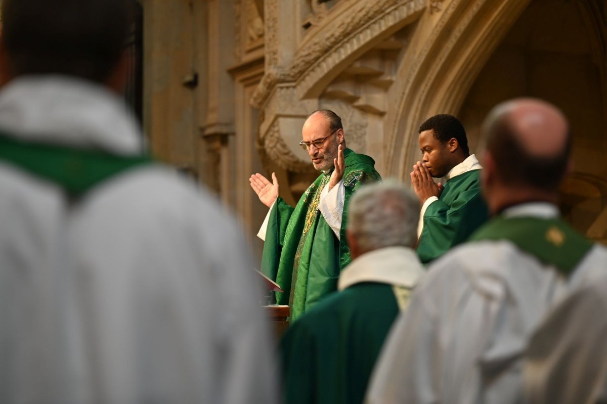Messe à Saint-Étienne du Mont. © Marie-Christine Bertin / Diocèse de Paris.