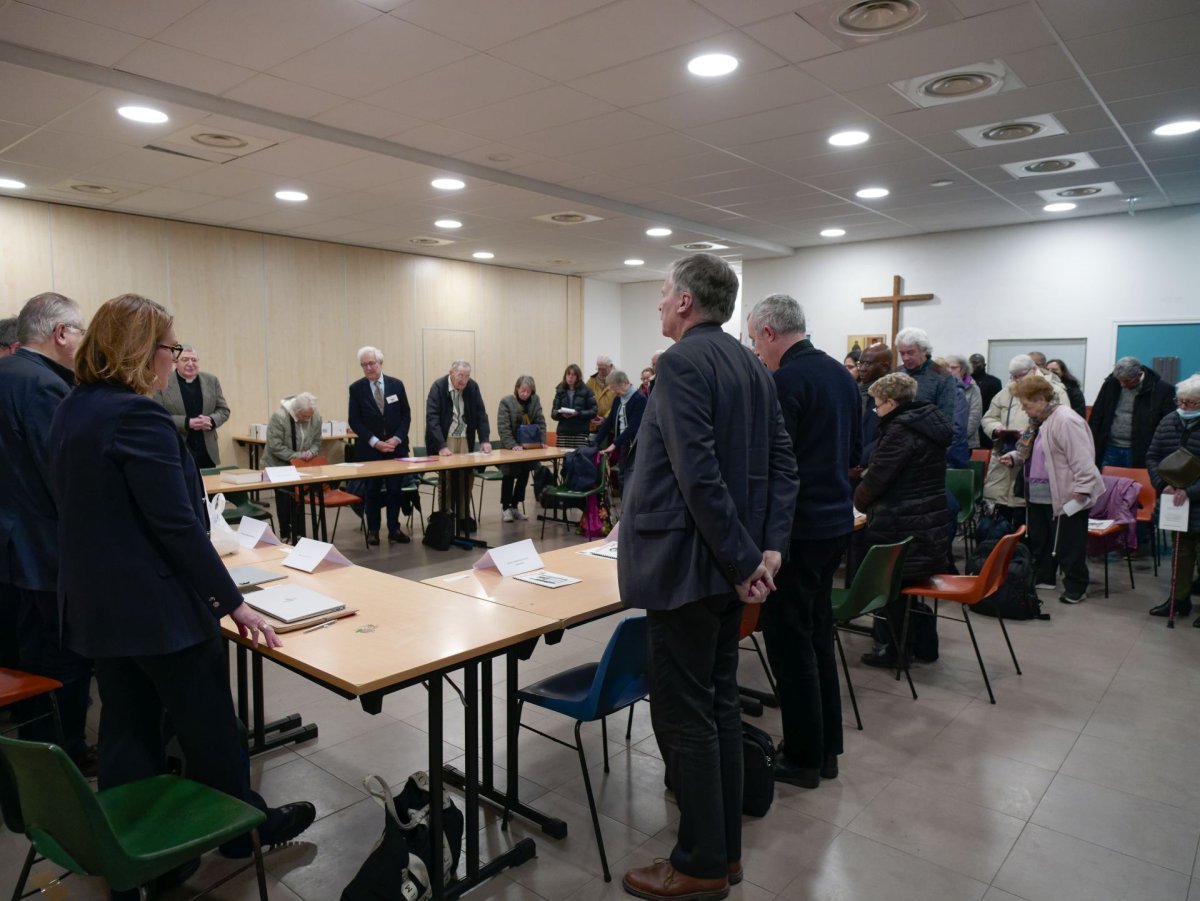 Clôture de l'enquête diocésaine en vue de la béatification du serviteur (…). © Yannick Boschat / Diocèse de Paris.