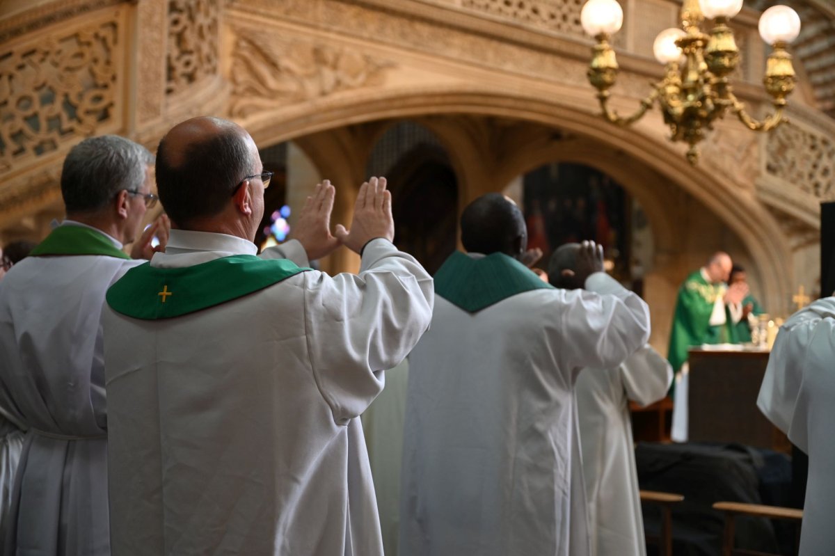 Messe à Saint-Étienne du Mont. © Marie-Christine Bertin / Diocèse de Paris.