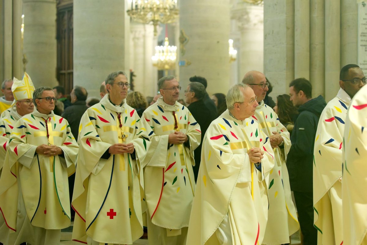 Messe en présence de mécènes et donateurs. © Trung Hieu Do / Diocèse de Paris.