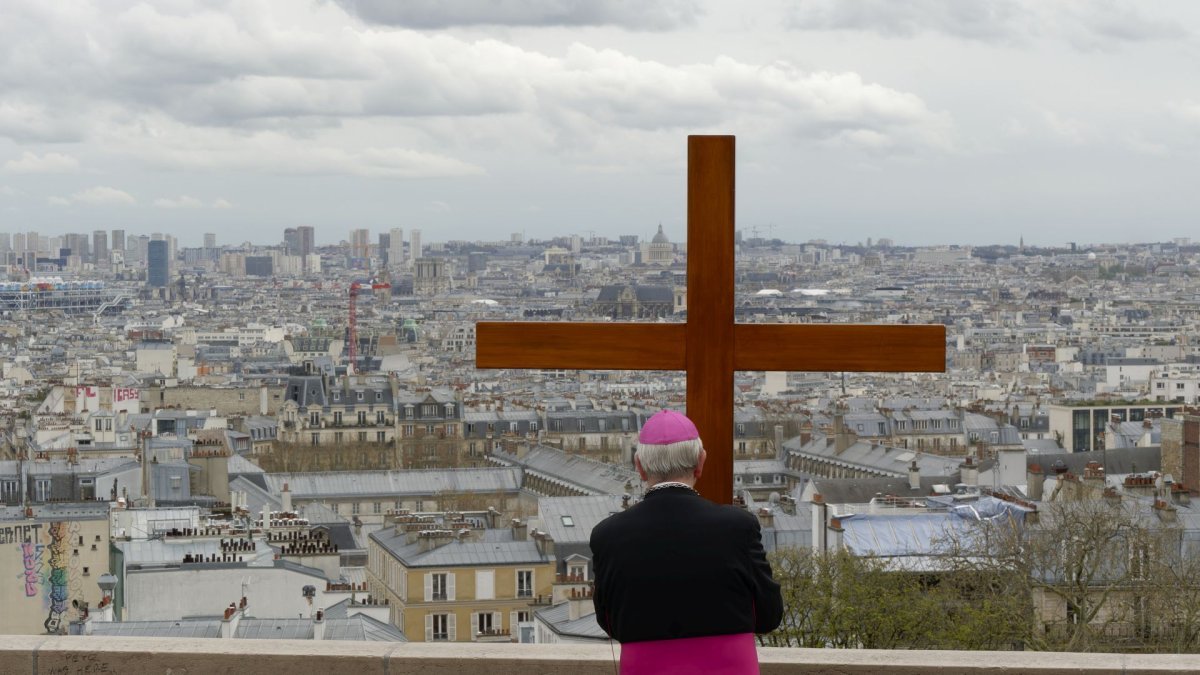 Chemin de croix de Montmartre 2024. © Yannick Boschat / Diocèse de Paris.