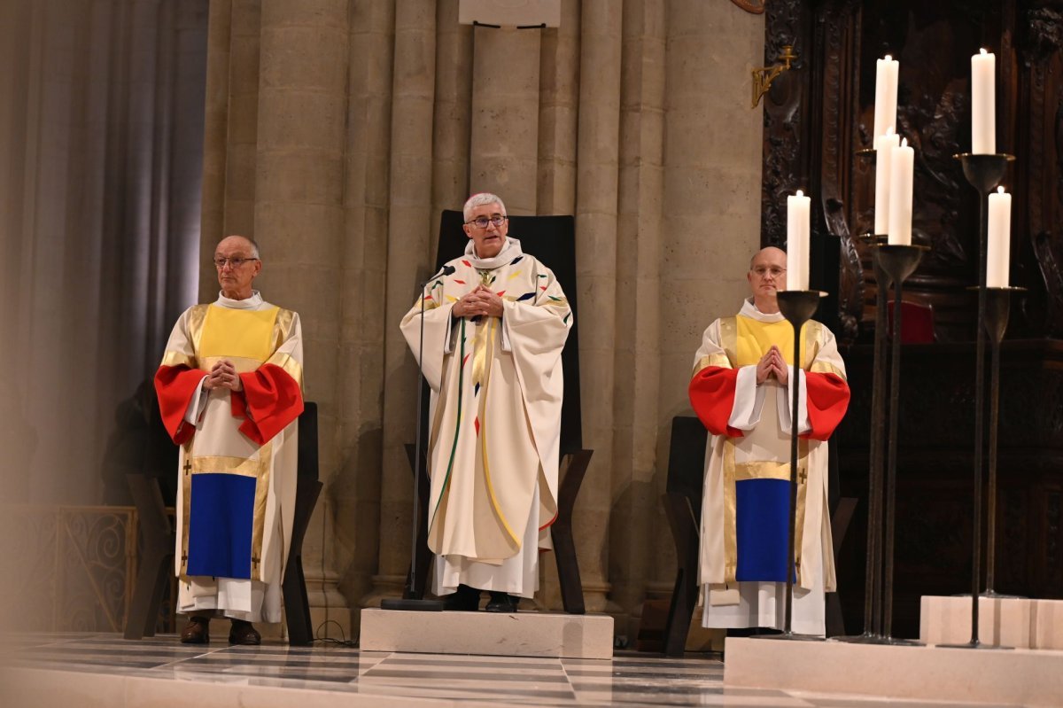 Messe du soir du vendredi 13 décembre 2024 à Notre-Dame de Paris. © Marie-Christine Bertin / Diocèse de Paris.
